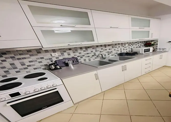 T Appartement Saranda